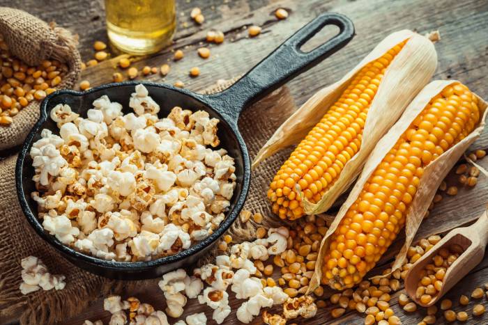 Od czego zależy smak popcornu? - Różne typy kukurydzy i metody przygotowania